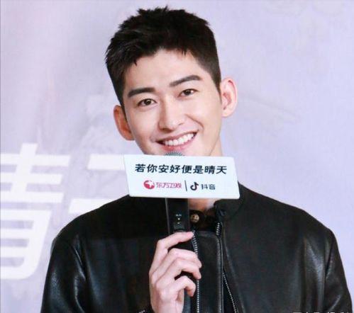 张翰吃瓜员工,揭秘娱乐圈幕后员工的真实生活